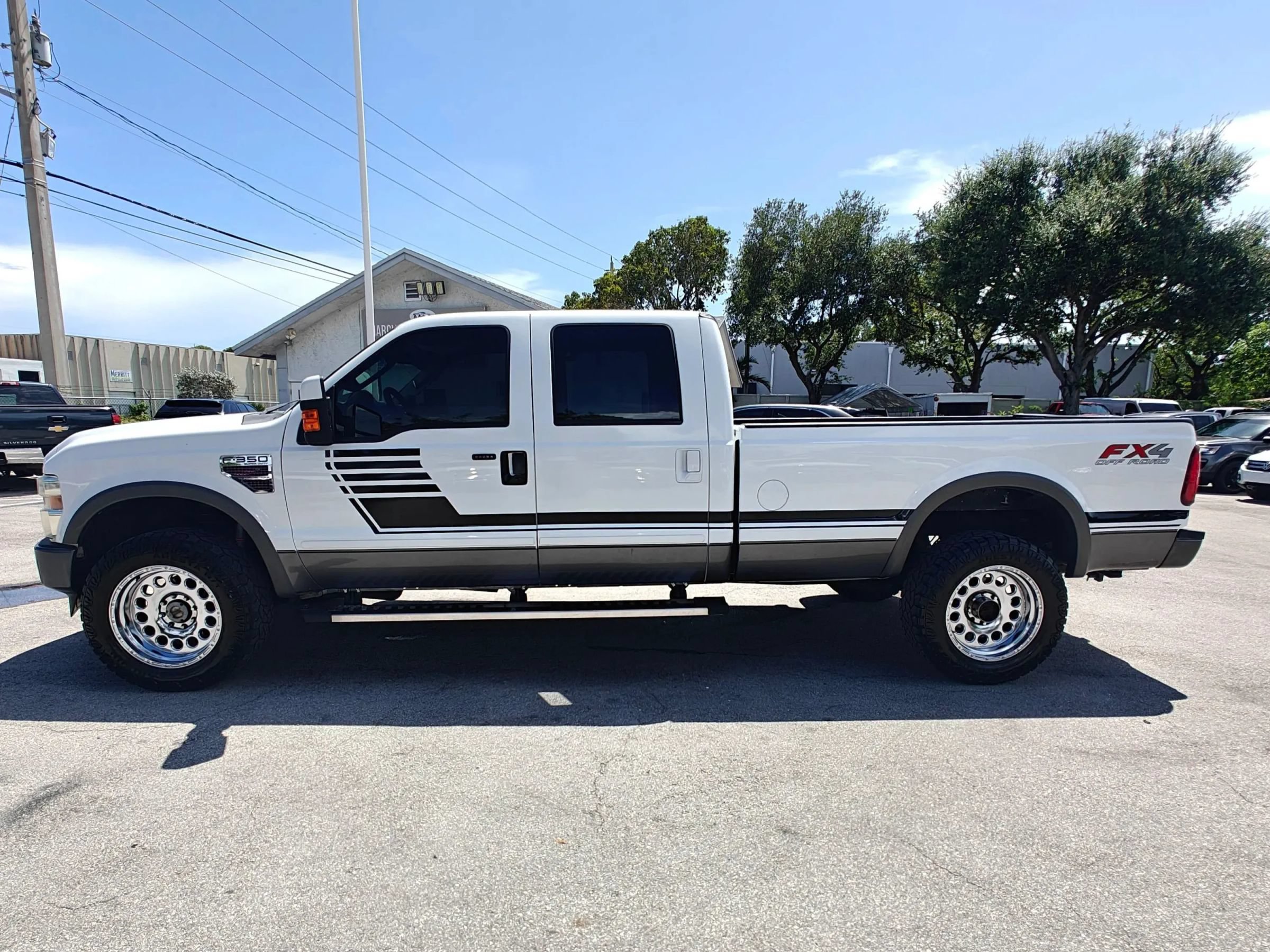 Used 2009 Ford F350 XL AWD/4WD image 5