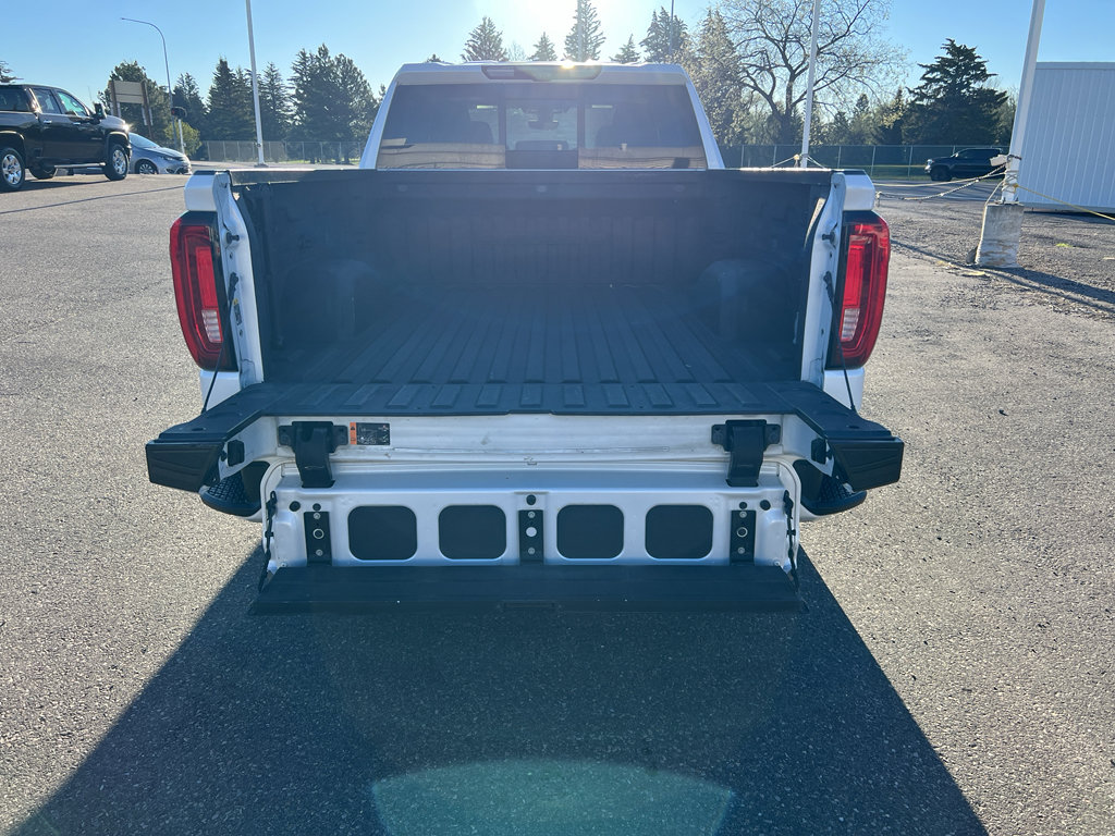 Used 2020 GMC Sierra 1500 Denali w/ Technology Package image 23