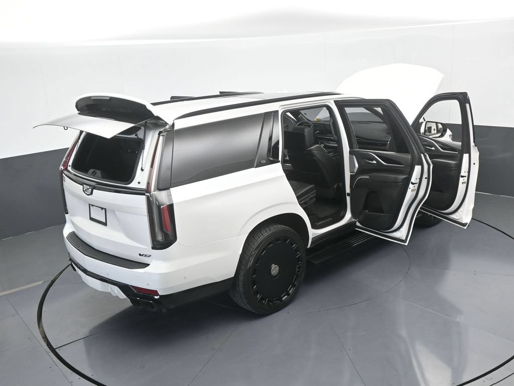 Used 2023 Cadillac Escalade V AWD/4WD image 98