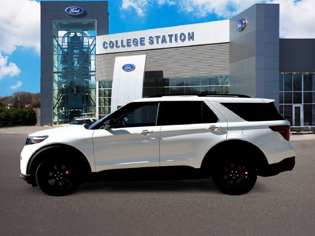 Certified 2023 Ford Explorer ST w/ Equipment Group 401A AWD/4WD image 4