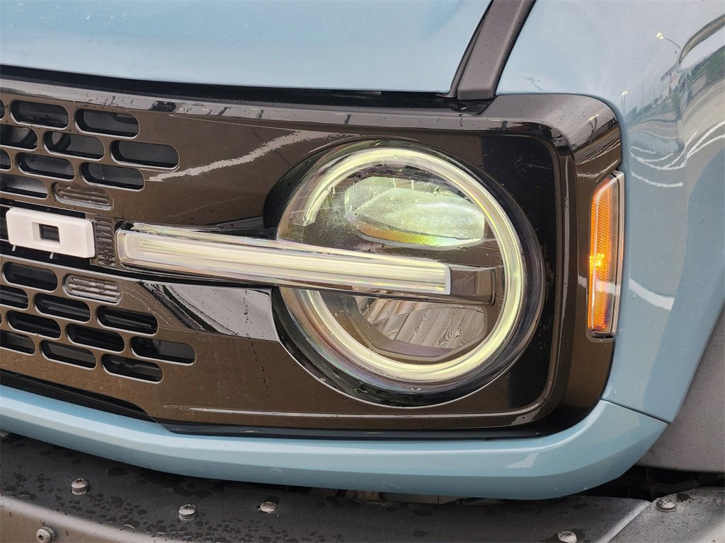 Used 2023 Ford Bronco Wildtrak image 9