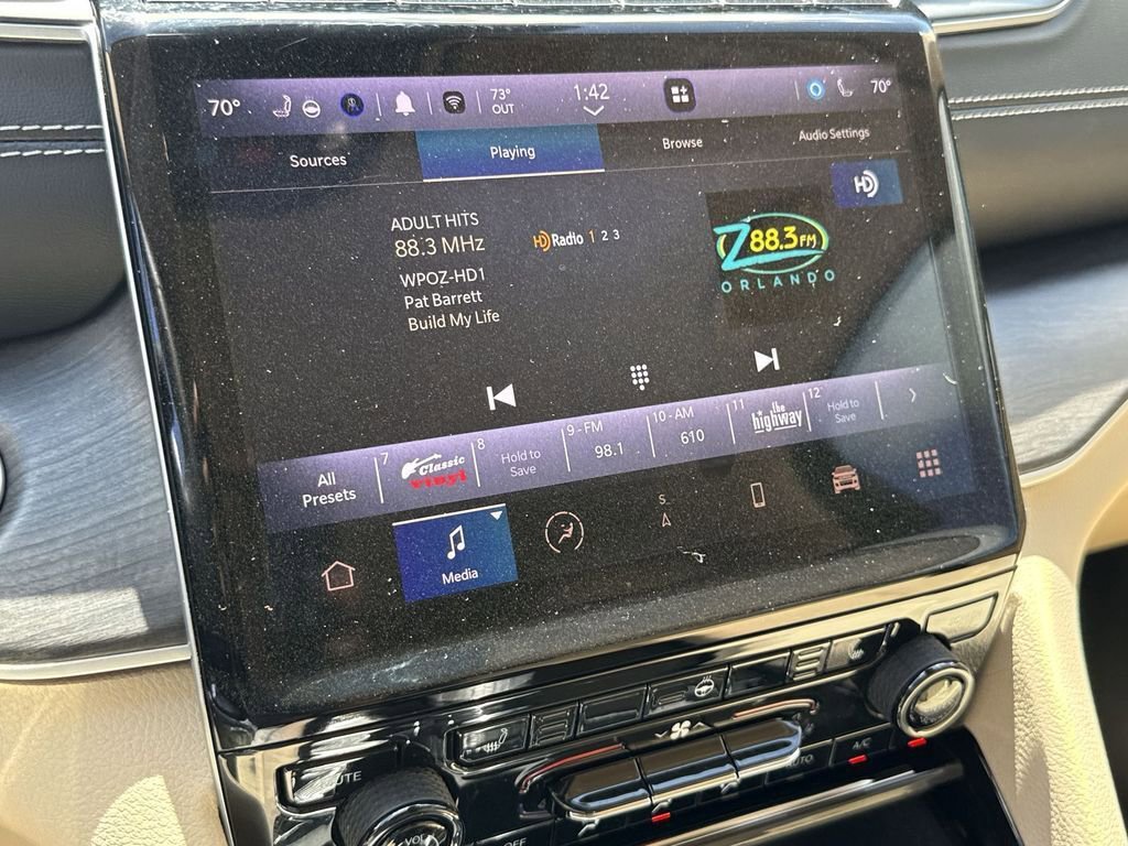 Used 2022 Jeep Grand Cherokee Limited image 23