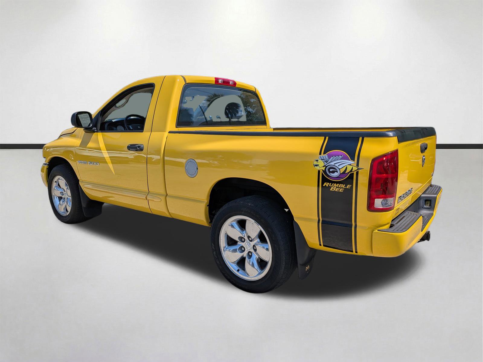 Used 2005 Dodge Ram 1500 Truck SLT w/ Rumblebee Group image 6