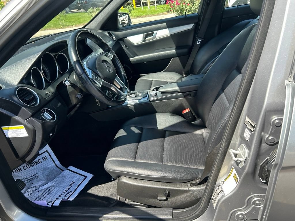 Used 2014 Mercedes-Benz C 250 Sedan image 24