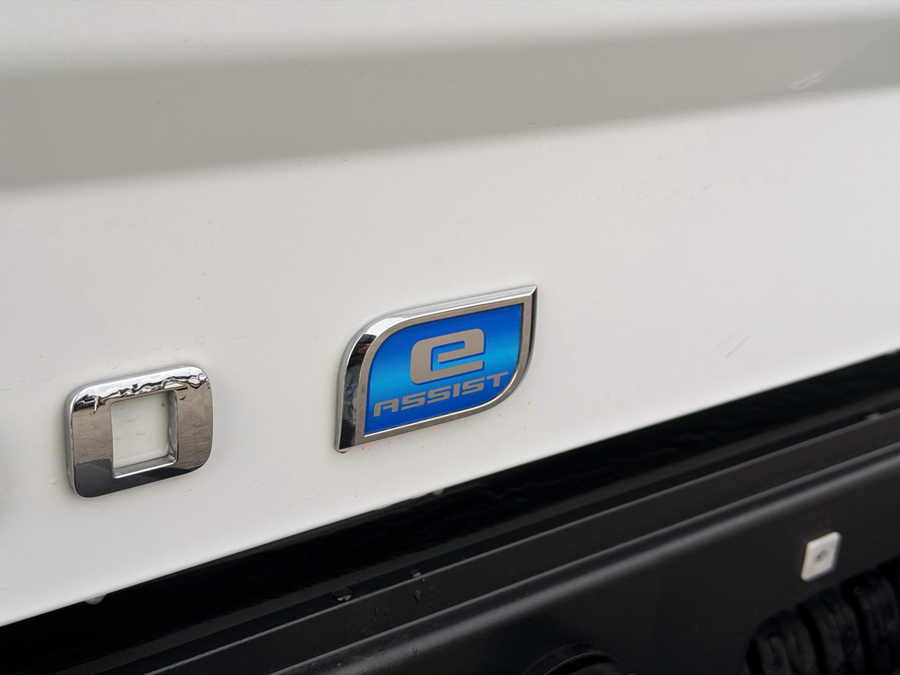 Used 2018 Chevrolet Silverado 1500 LT w/ LT Eassist Package image 14