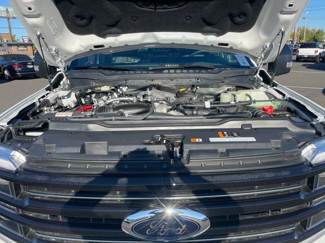 New 2026 Ford F250 Platinum w/ FX4 Off-Road Package image 39