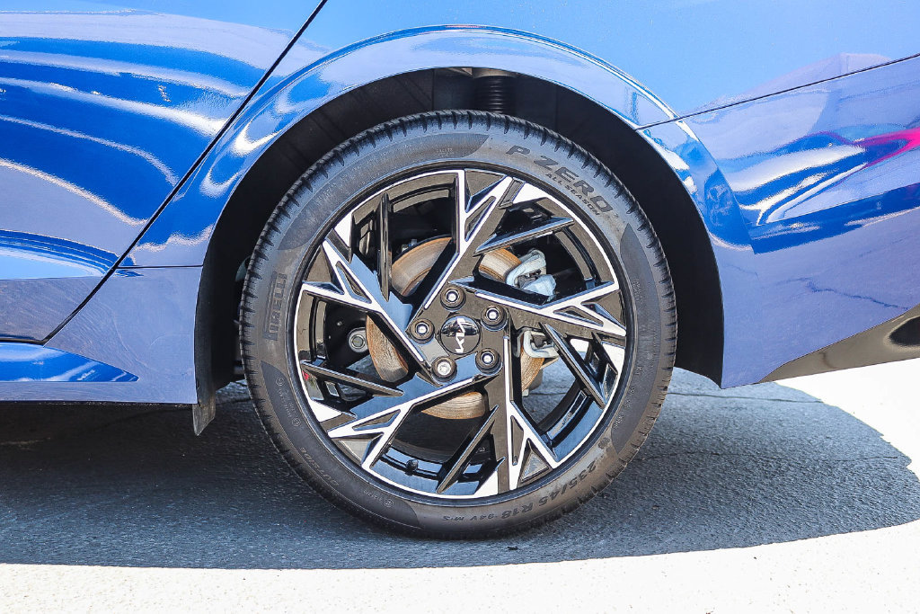 Certified 2025 Kia K5 GT-Line w/ GT-Line Premium Package FWD image 11