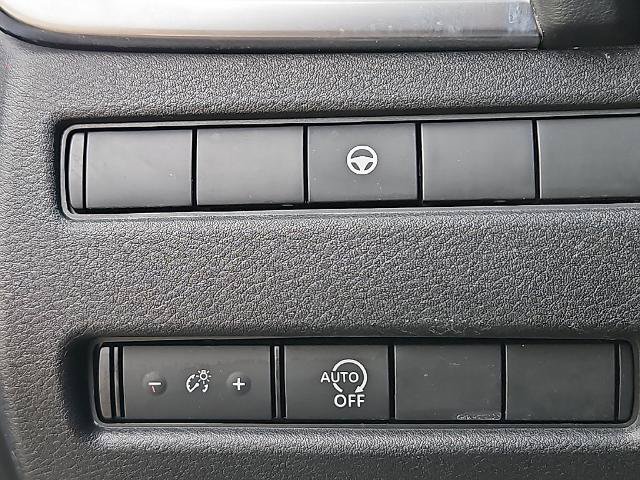 Certified 2023 Nissan Rogue SV AWD/4WD image 29