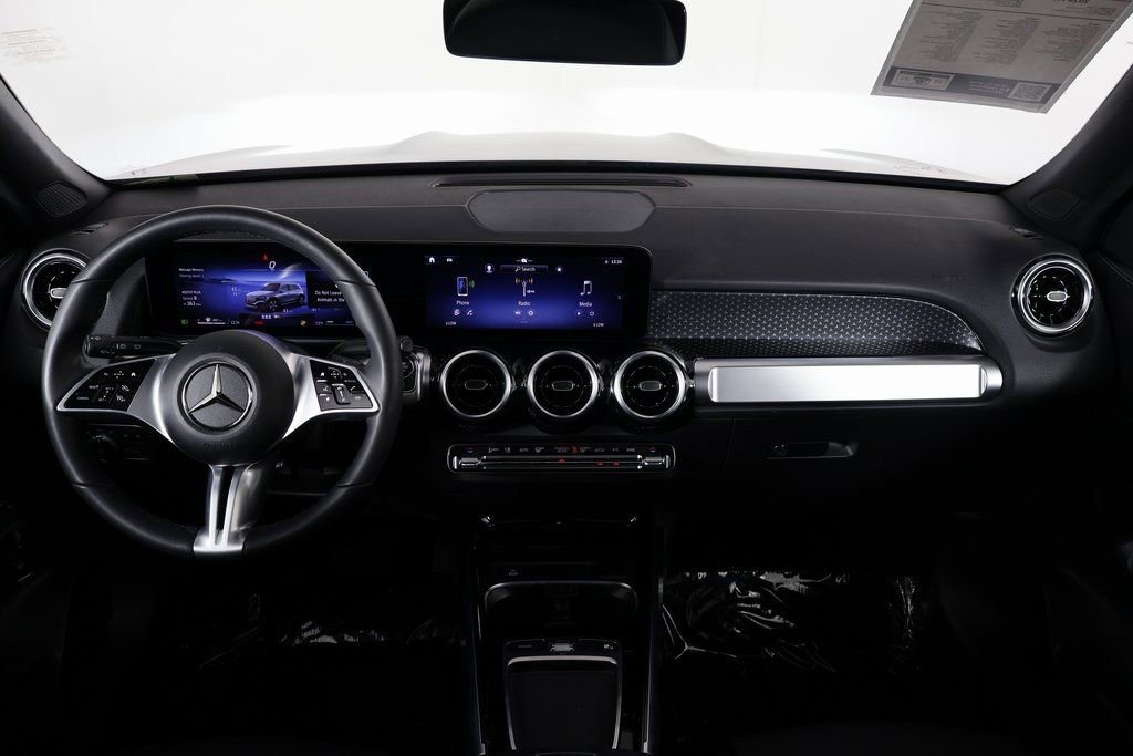 Certified 2026 Mercedes-Benz GLB 250 image 8