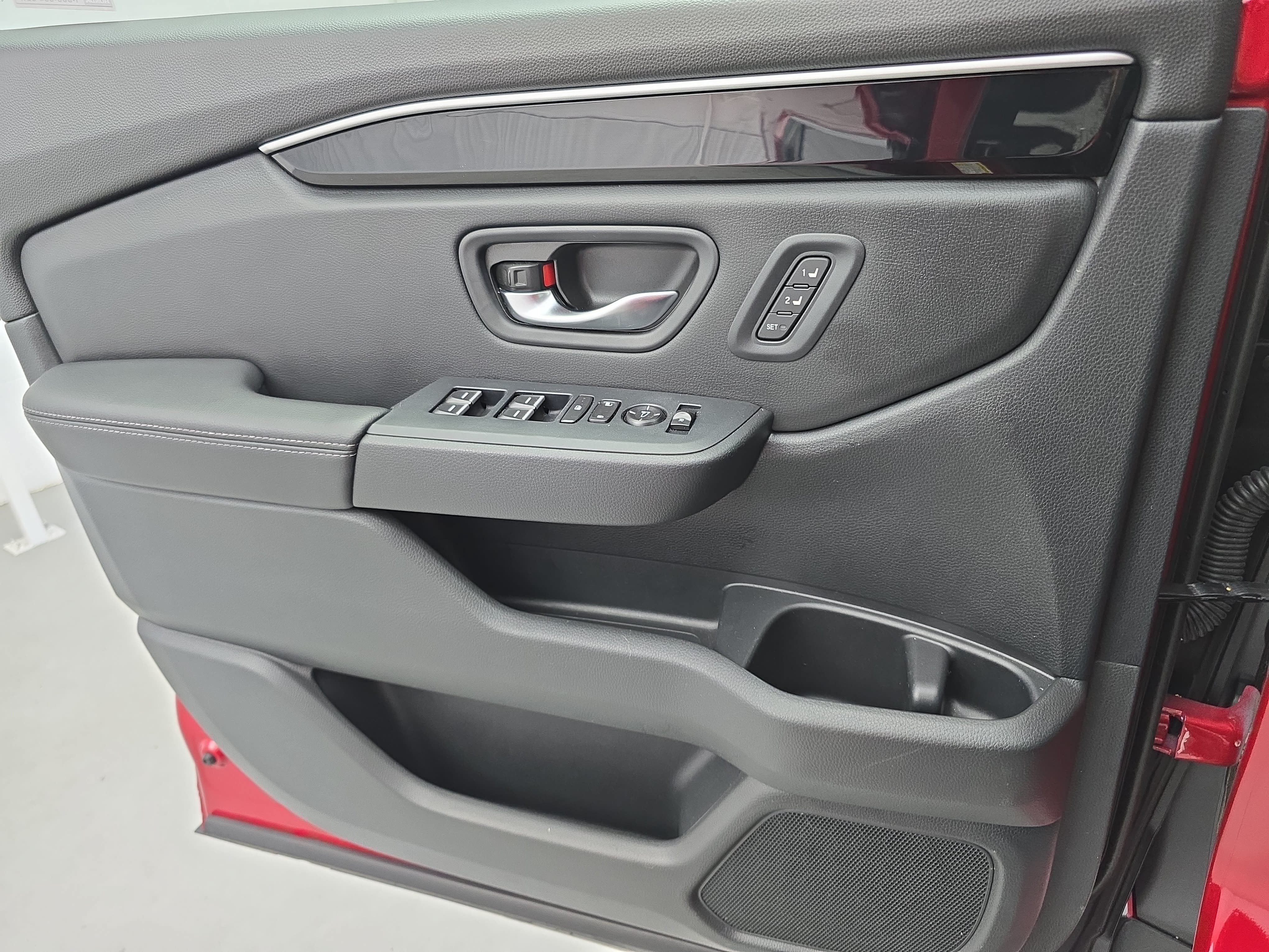 Certified 2024 Honda Pilot Touring image 28