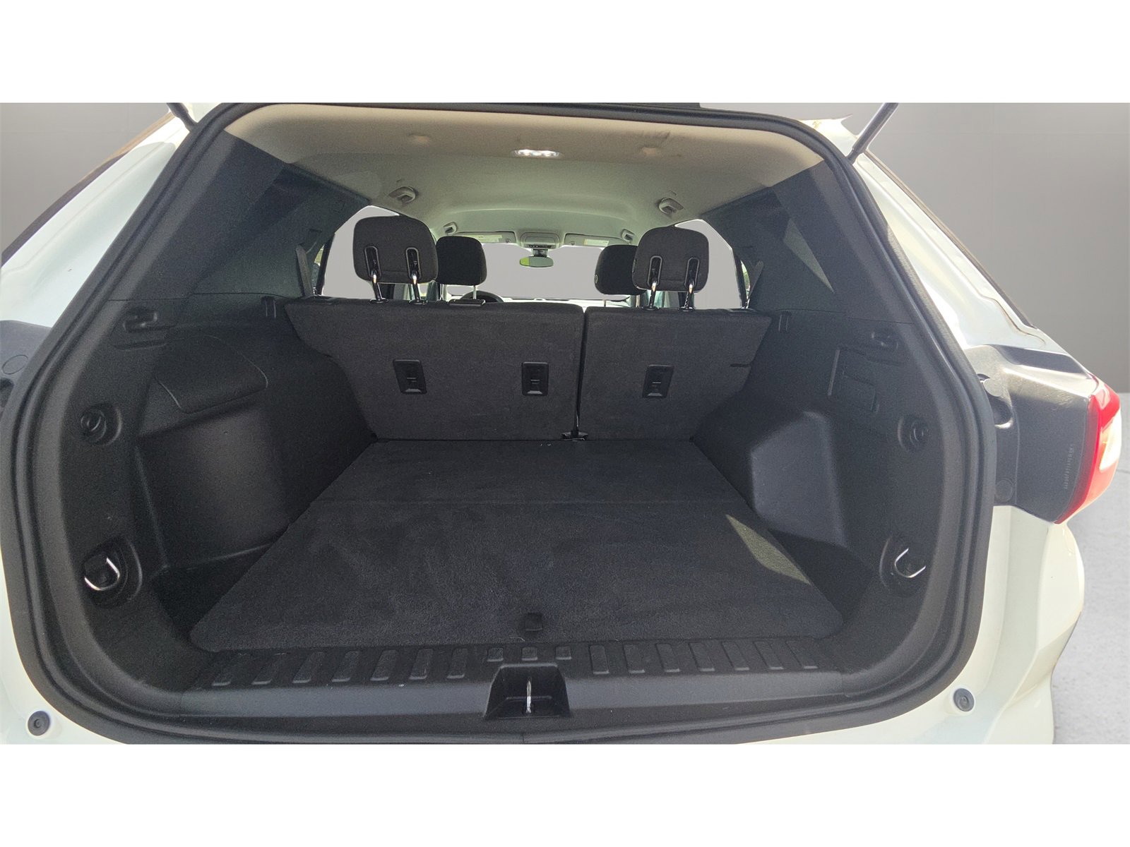 Used 2020 Chevrolet Equinox LT image 13