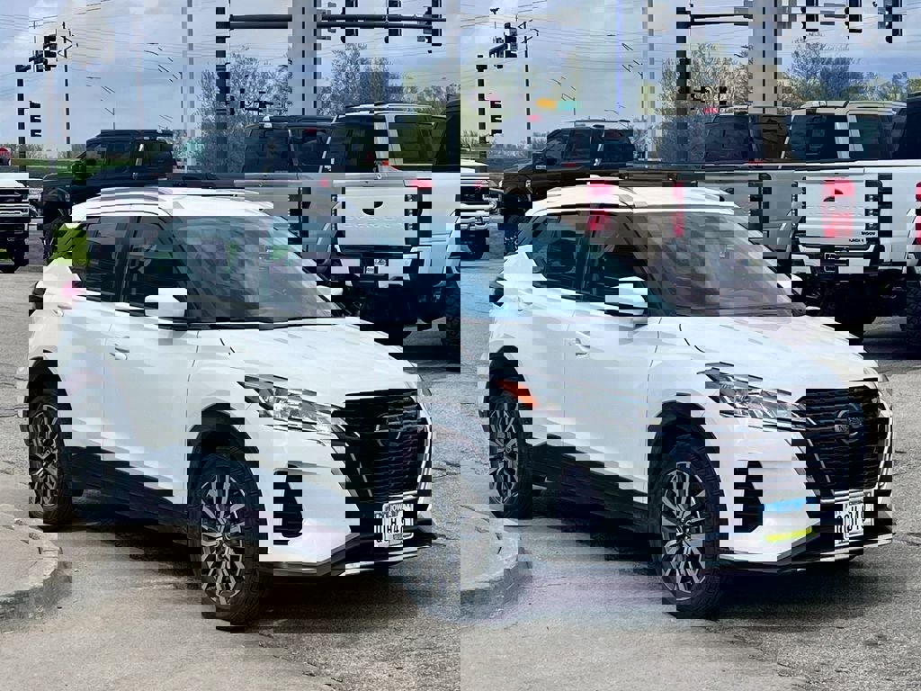 Used 2021 Nissan Kicks SV FWD image 7