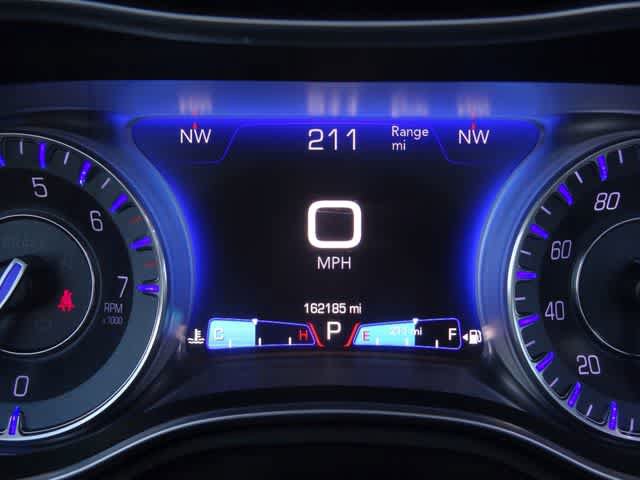 Used 2015 Chrysler 300 Limited AWD/4WD image 20