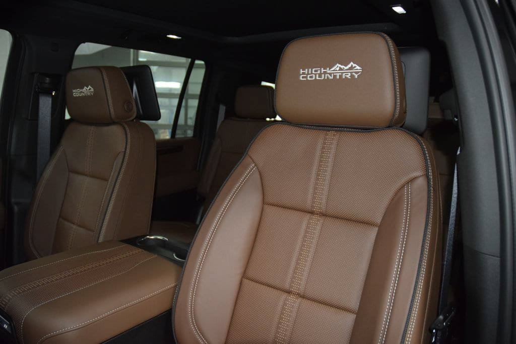 New 2026 Chevrolet Suburban High Country AWD/4WD image 42