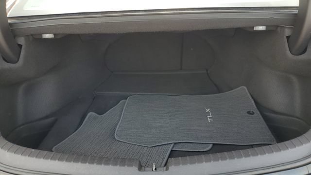 Used 2018 Acura TLX w/ Technology Package FWD image 25