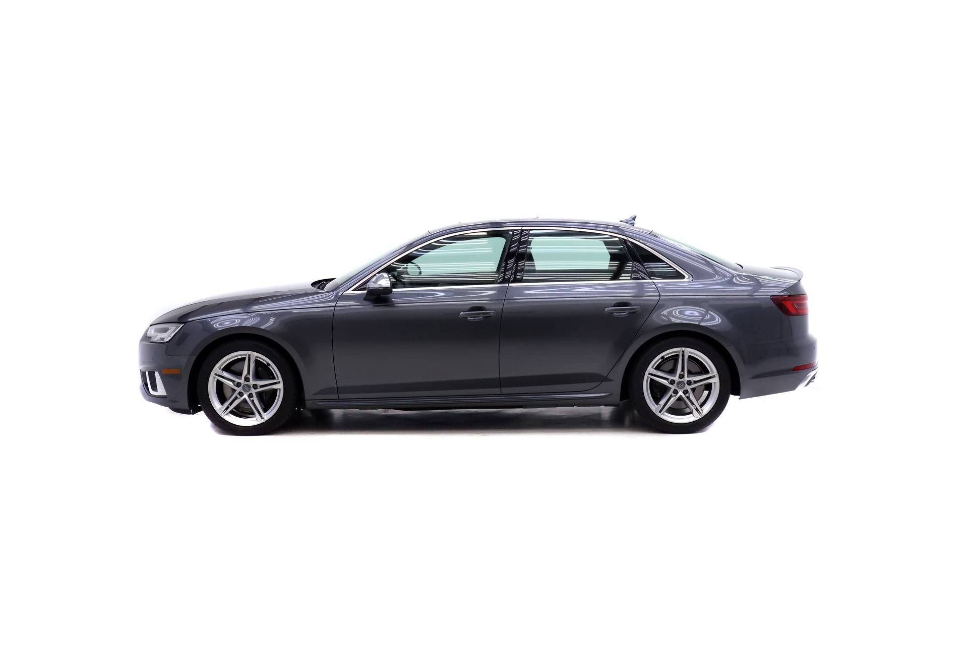 Used 2019 Audi S4 Premium Plus AWD/4WD image 3