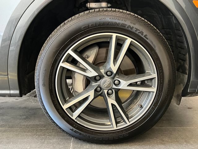 Used 2020 Audi Q5 e Premium w/ Convenience Package AWD/4WD image 12