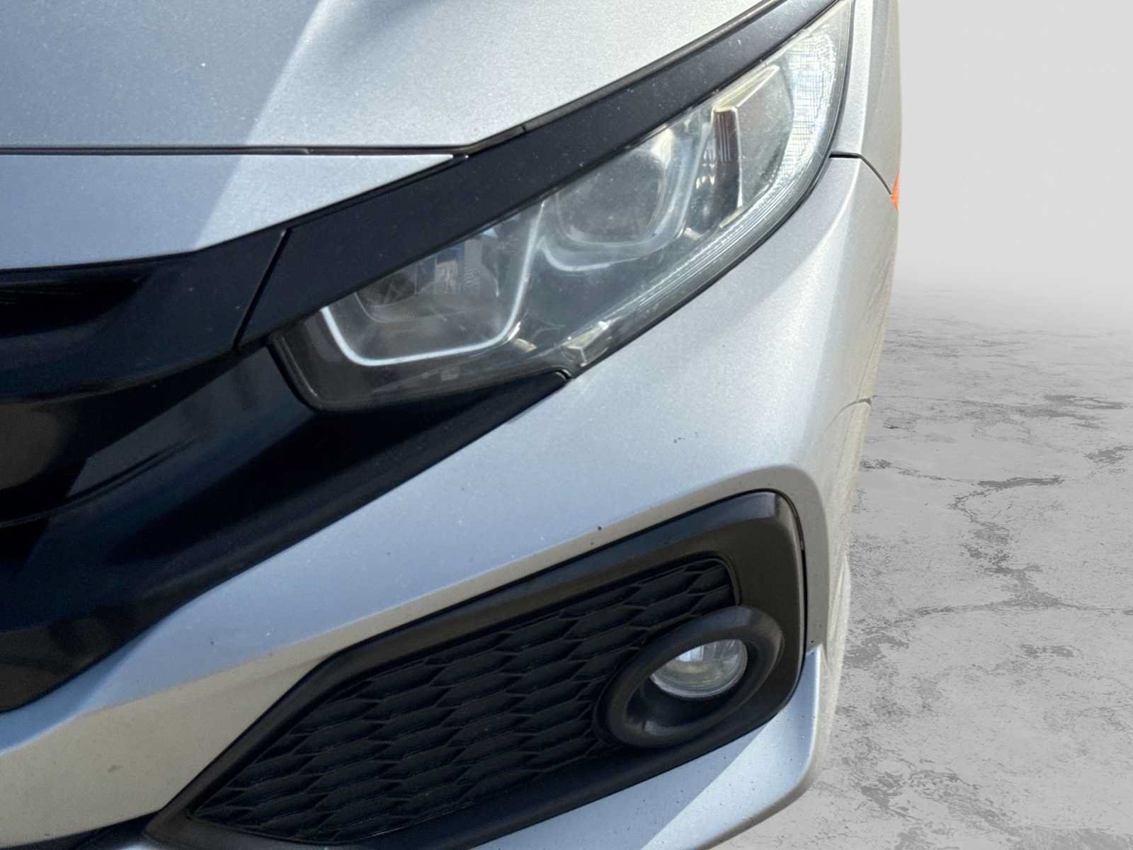 Used 2018 Honda Civic Sport image 10
