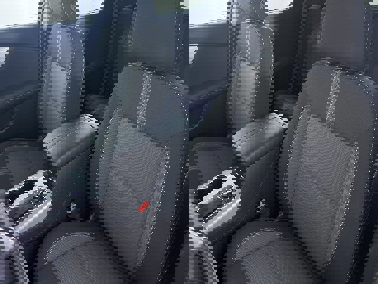 Certified 2024 Chevrolet Blazer LT w/ Convenience Package image 10