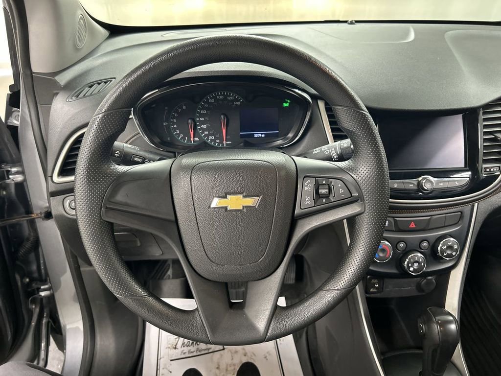 Used 2020 Chevrolet Trax LS image 4