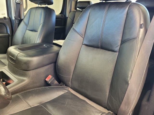 Used 2011 Chevrolet Silverado 2500 LTZ w/ LTZ Plus Package image 20