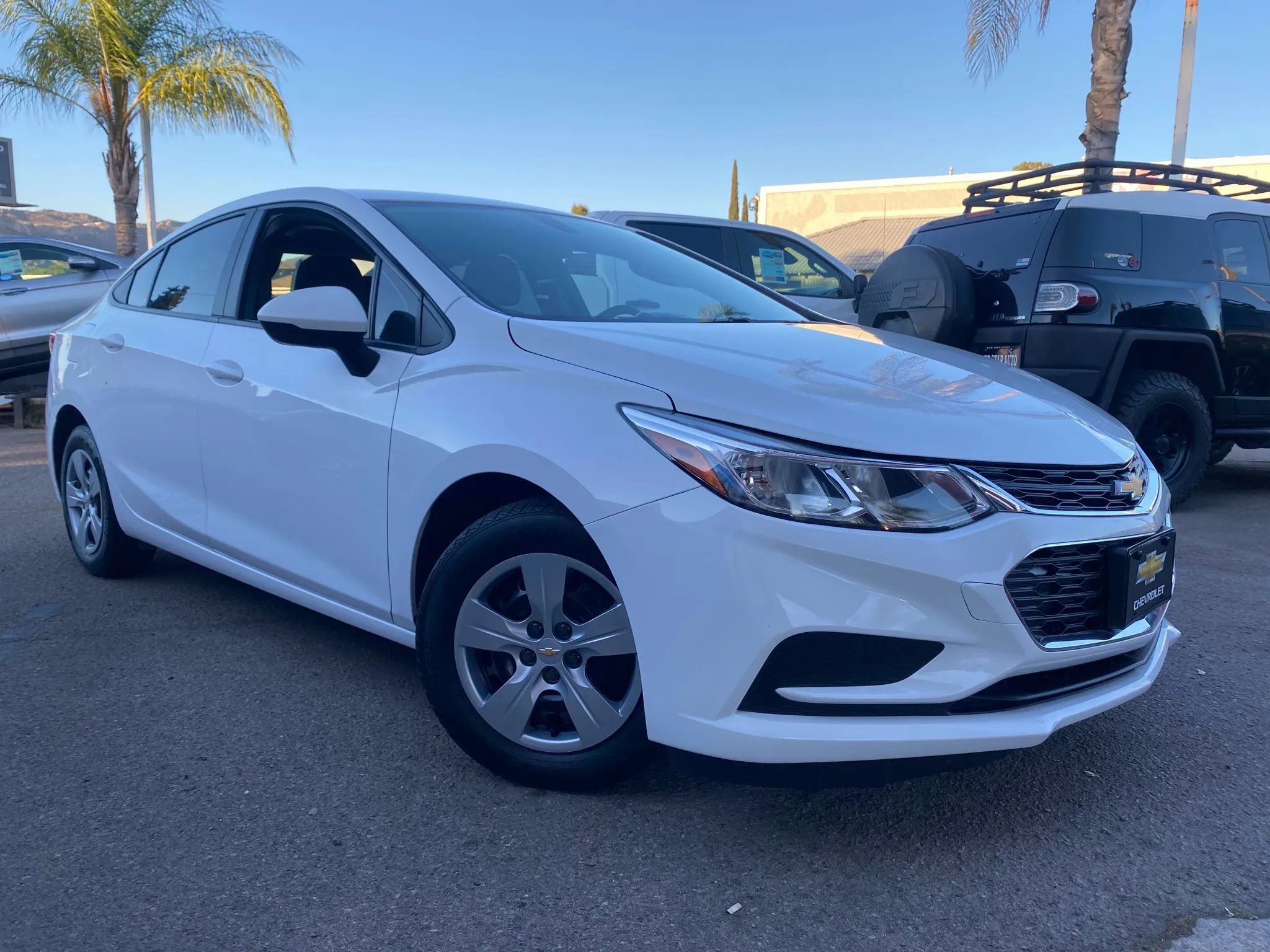 Used 2018 Chevrolet Cruze LS image 2