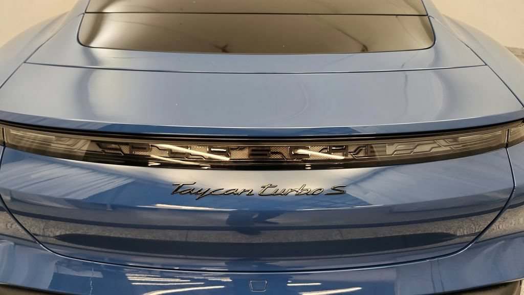 Used 2021 Porsche Taycan Turbo S AWD/4WD image 22
