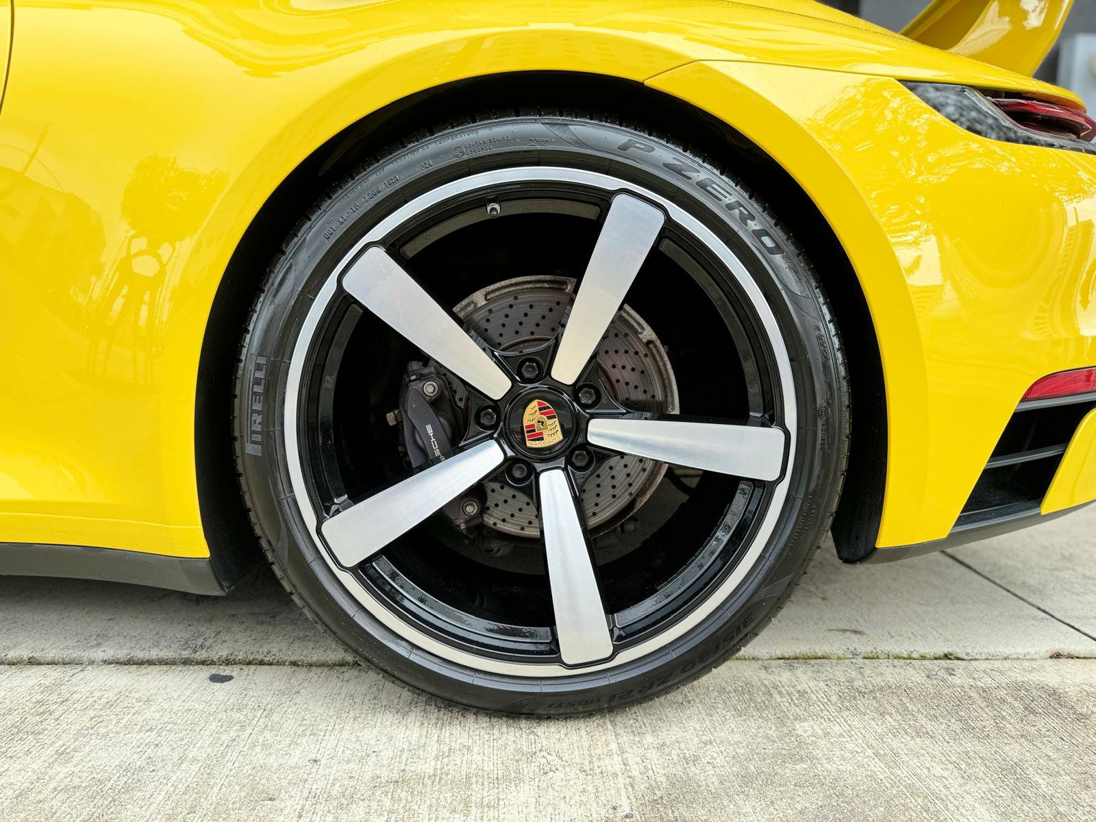 Used 2021 Porsche 911 Carrera RWD image 24