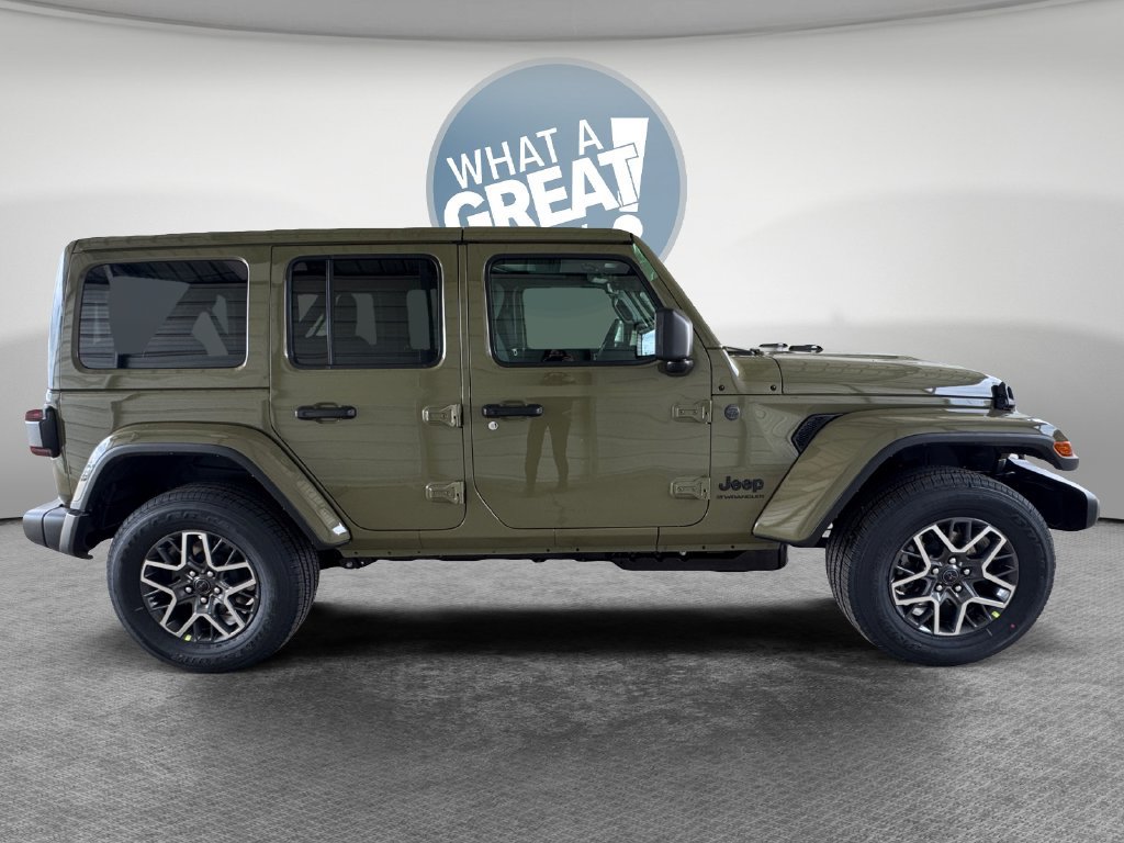 New 2026 Jeep Wrangler Unlimited Sahara w/ Safety Group AWD/4WD image 2