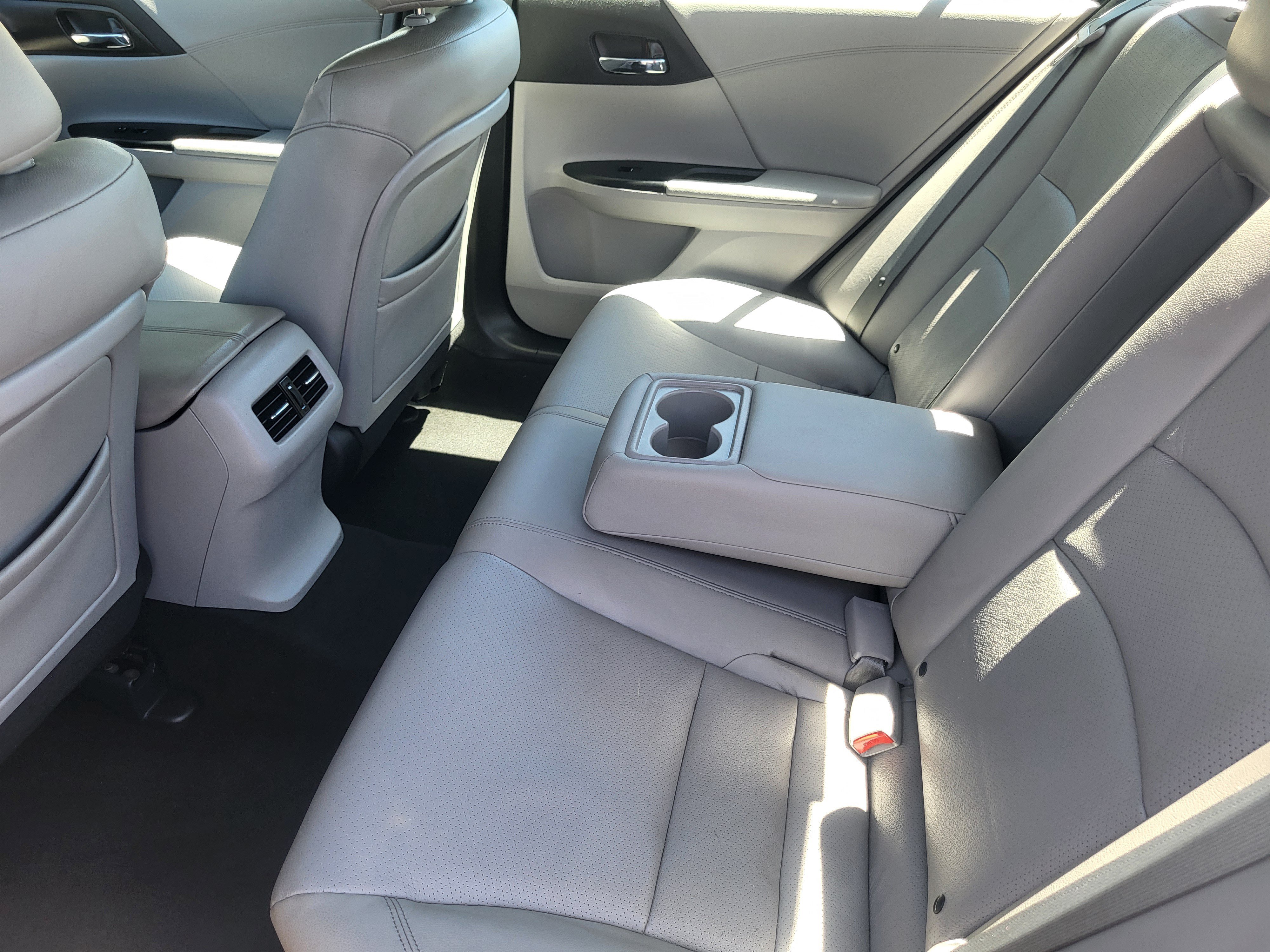 Used 2013 Honda Accord EX-L image 25