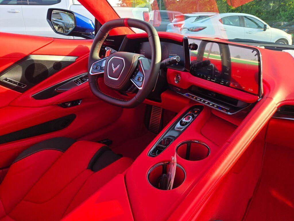 New 2027 Chevrolet Corvette Grand Sport w/ Stealth Interior Trim Package RWD image 8