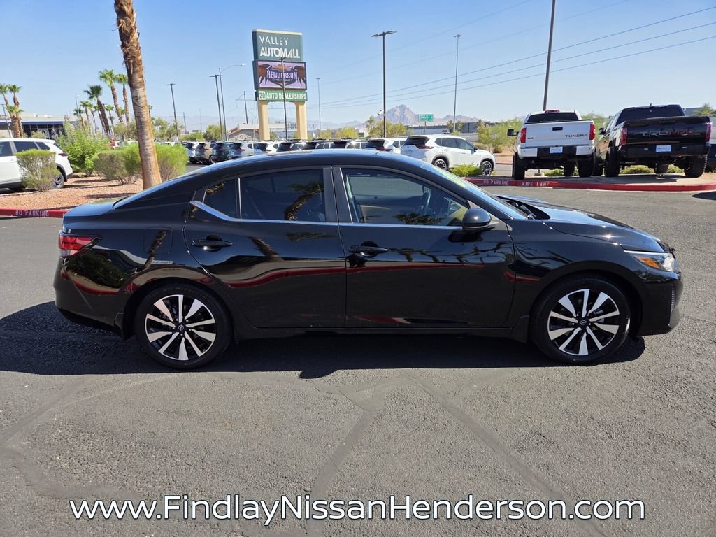 Used 2025 Nissan Sentra SV w/ SV Premium Package FWD image 7