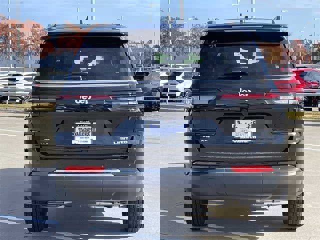 Used 2025 Jeep Grand Cherokee L Limited image 5