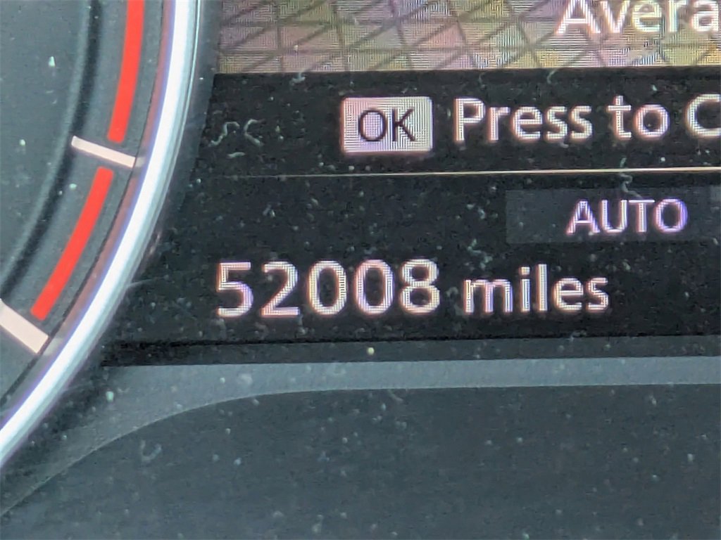 Used 2024 Nissan Rogue S image 29