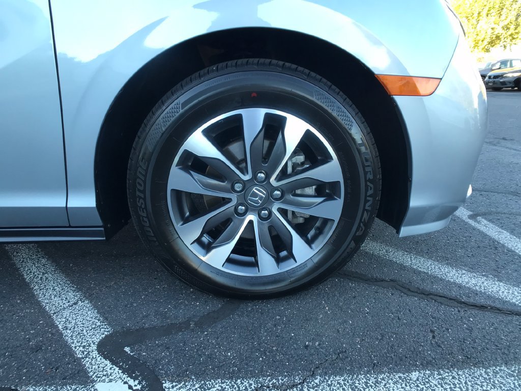 Certified 2024 Honda Odyssey EX-L image 5