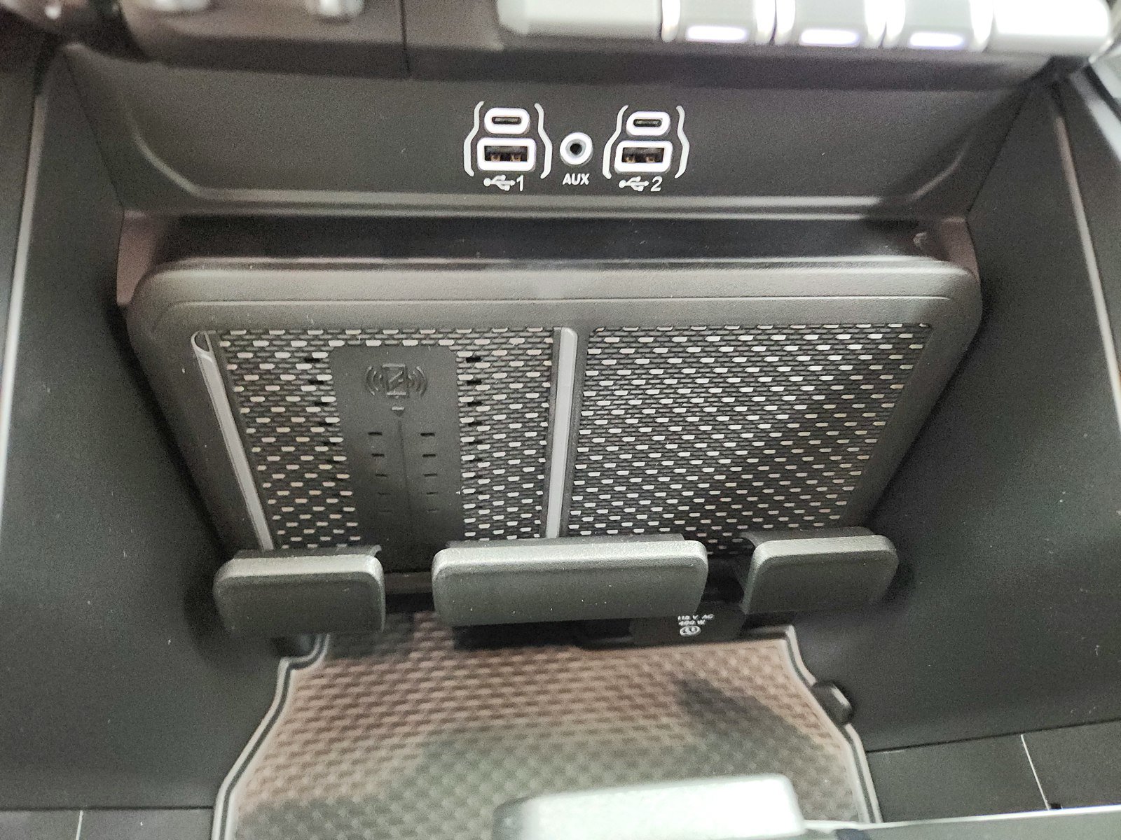 New 2026 RAM 1500 Laramie w/ Night Edition AWD/4WD image 32