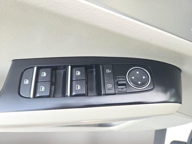 Used 2025 Kia Soul LX w/ LX Technology Package image 17