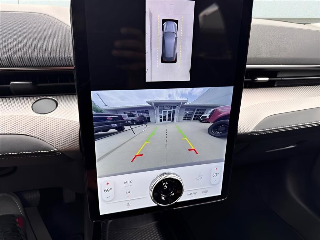 New 2023 Ford Mustang Mach-E Select image 11
