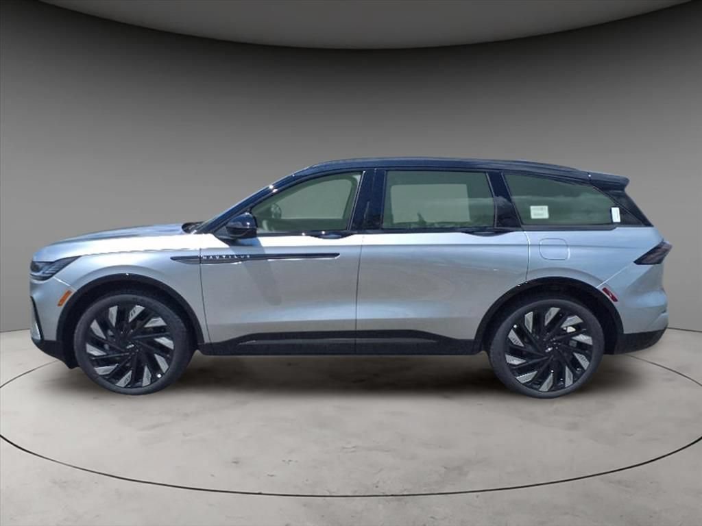 New 2025 Lincoln Nautilus Reserve w/ Jet Appearance Package AWD/4WD image 2