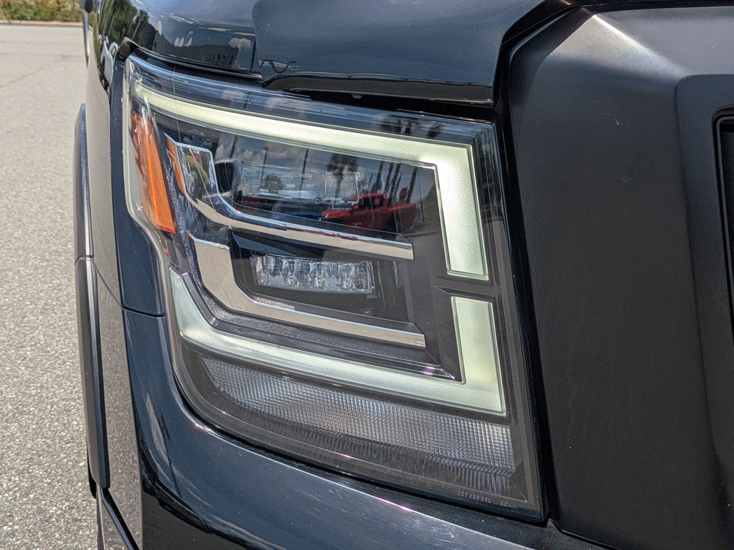 Used 2021 Nissan Titan PRO-4X w/ Pro-4x Convenience Package AWD/4WD image 10