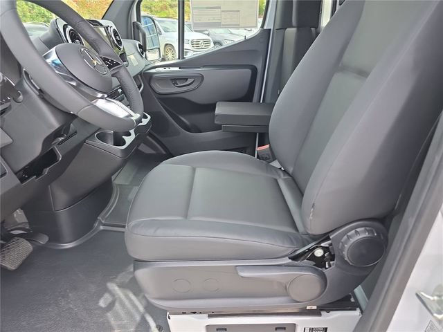 New 2026 Mercedes-Benz Sprinter 2500 image 19