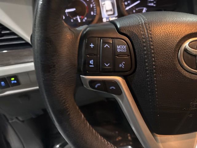 Used 2019 Toyota Sienna XLE image 15
