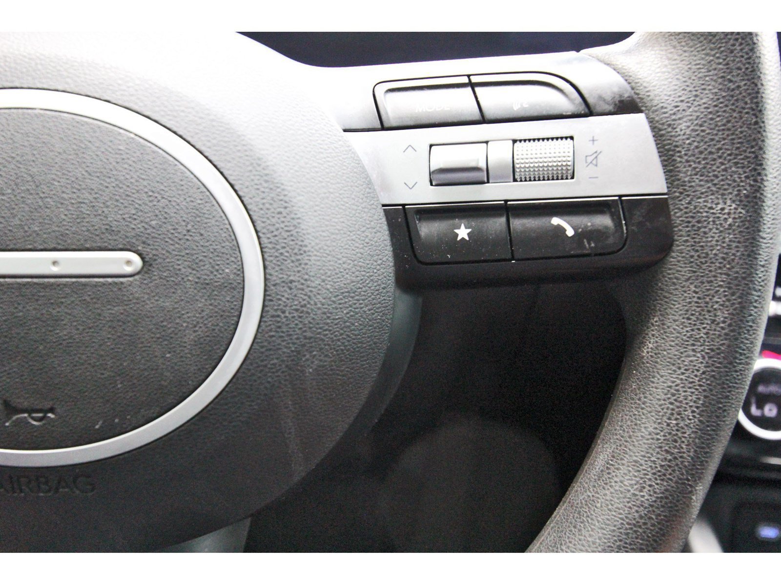 Used 2026 Hyundai Santa Cruz SEL FWD image 20