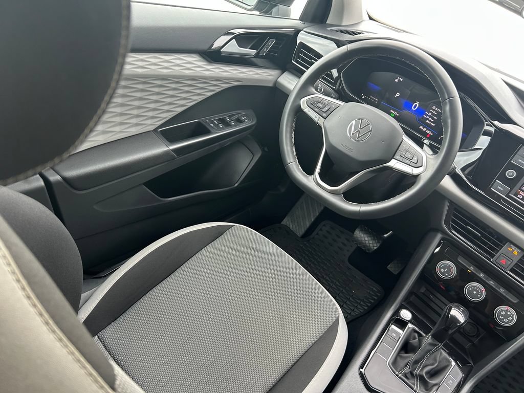 Certified 2023 Volkswagen Taos S FWD image 9