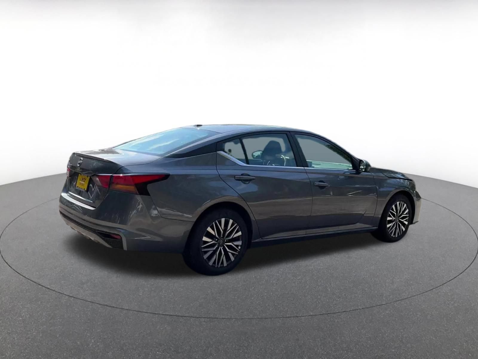 Used 2026 Nissan Altima 2.5 SV FWD image 15