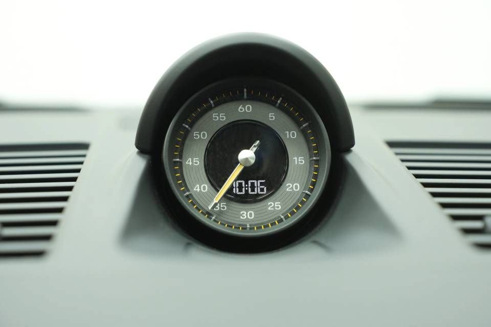 Used 2022 Porsche 911 GT3 RWD image 39