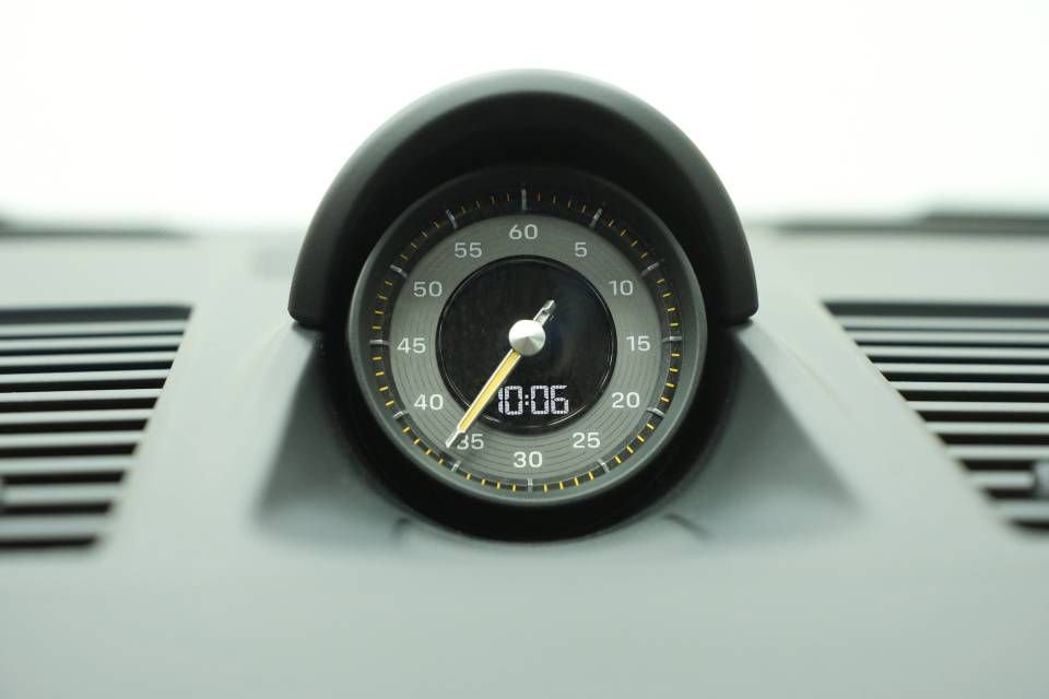 Used 2022 Porsche 911 GT3 RWD image 39