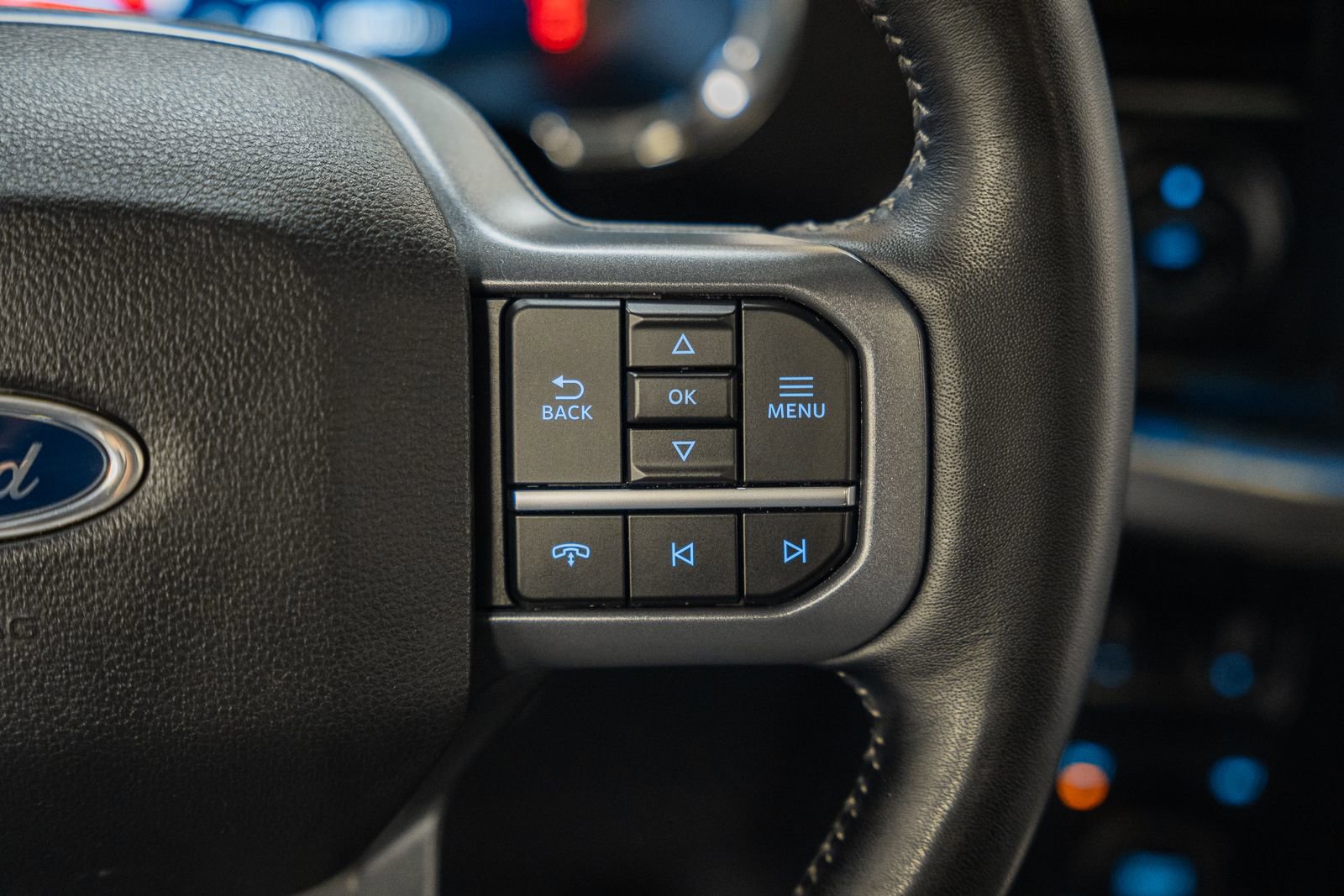 Certified 2023 Ford F150 Lariat w/ Equipment Group 502A High image 36