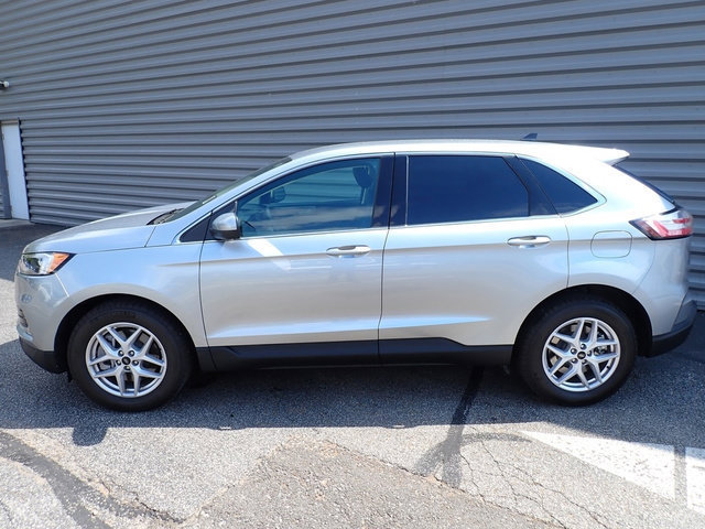 Certified 2023 Ford Edge SEL w/ Convenience Package AWD/4WD image 2