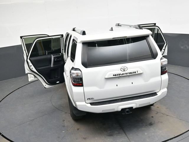 Used 2021 Toyota 4Runner SR5 image 38